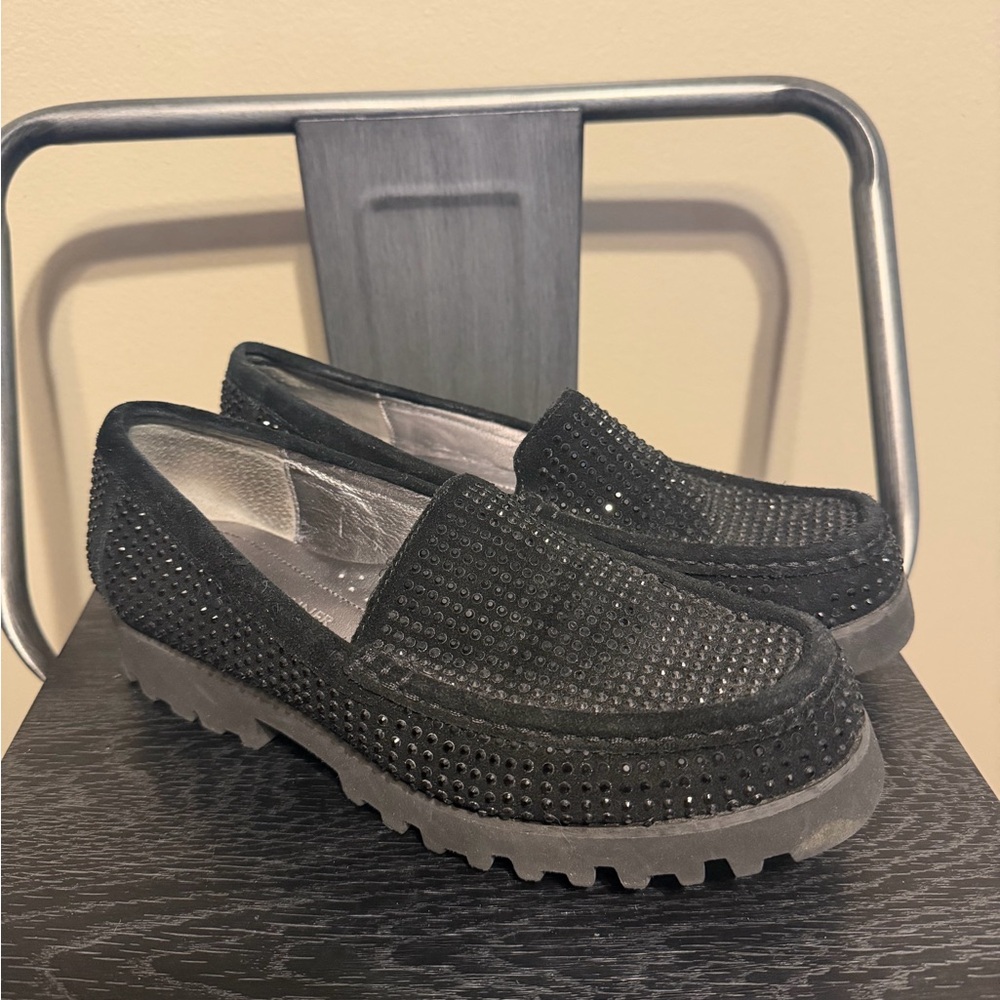 Donald J Pliner Black Suede Rhinestone Studded Slip-On Loafers Lug Sole Sz 7